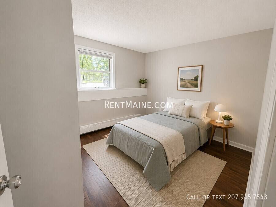 Apartment for rent at 381-385 Pine St #2, Bangor, ME 04401