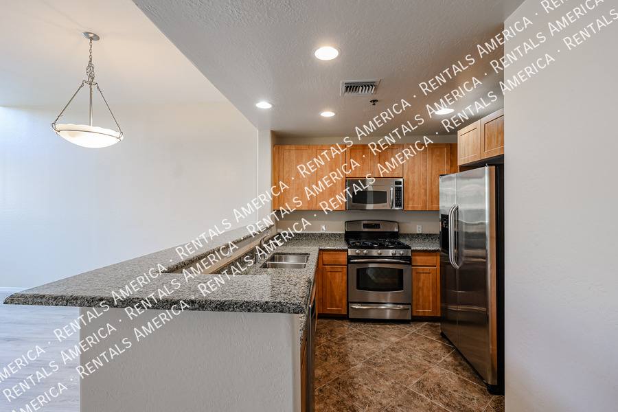 Apartment for rent at 16 W Encanto Blvd #605, Phoenix, AZ 85003