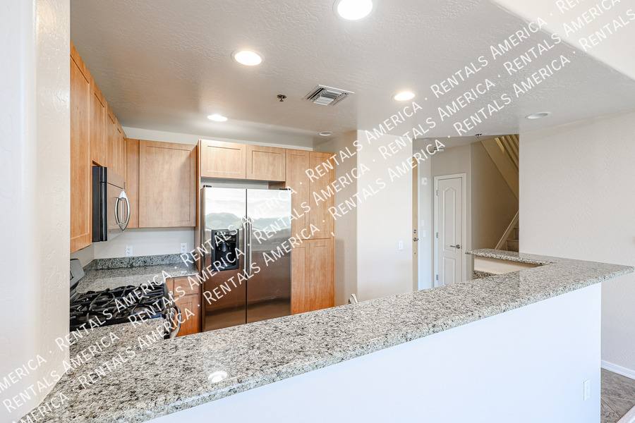 Apartment for rent at 16 W Encanto Blvd #605, Phoenix, AZ 85003