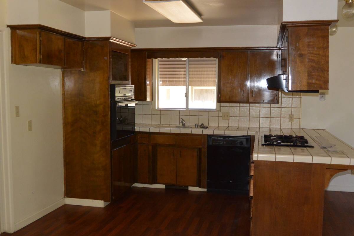 House for rent at 2704 W Whitendale, Visalia, CA 93277
