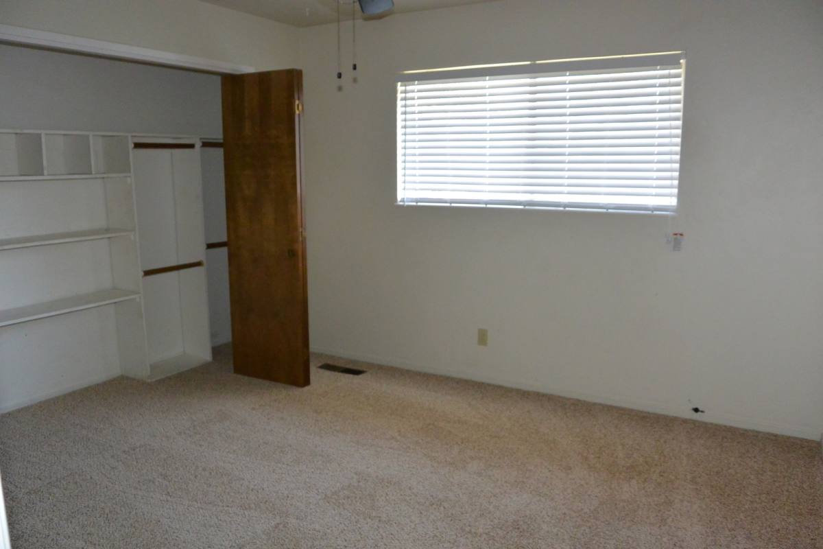 House for rent at 2704 W Whitendale, Visalia, CA 93277