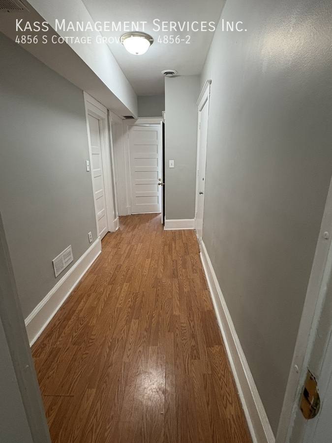 Apartment for rent at 4856 S Cottage Grove Ave #2, Chicago, IL 60615