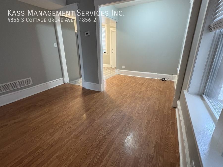 Apartment for rent at 4856 S Cottage Grove Ave #2, Chicago, IL 60615