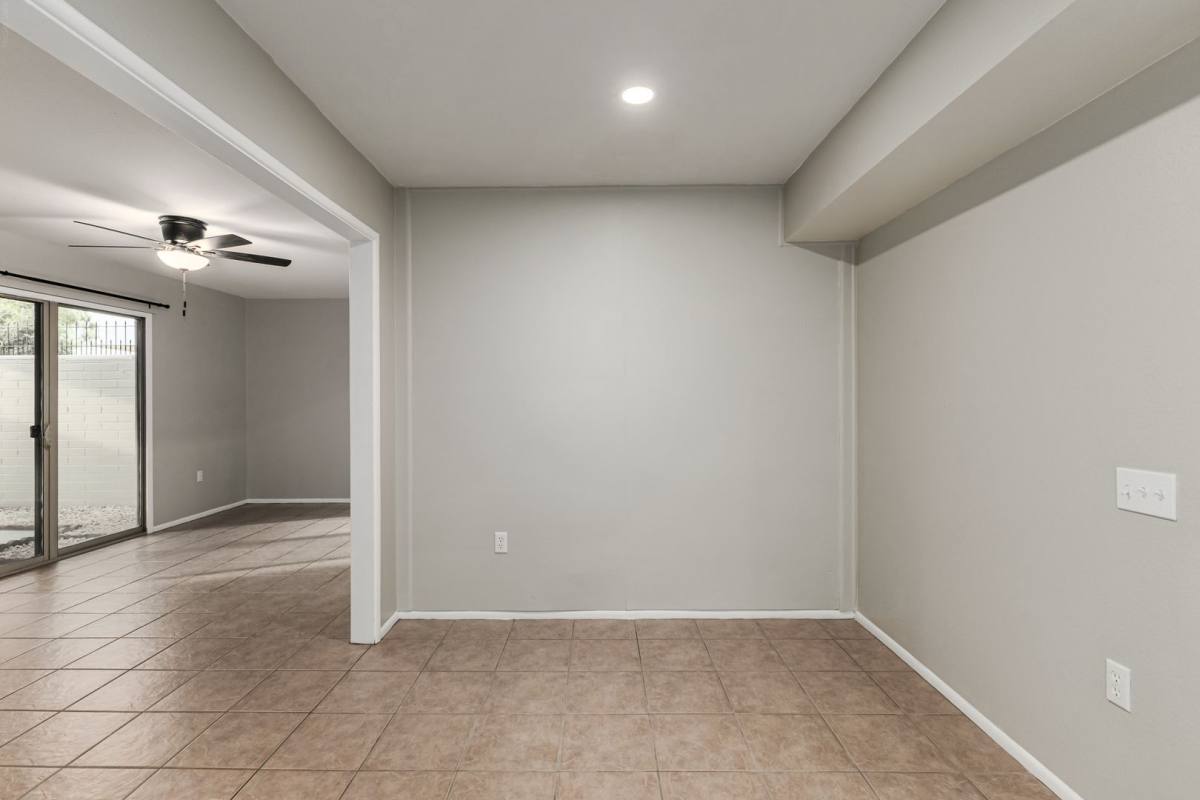 Condo for rent at 13066 N 100th Dr, Sun City, AZ 85351