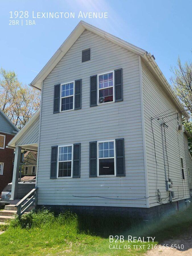 Apartment for rent at 1928 Lexington Ave #1, Lorain, OH 44052
