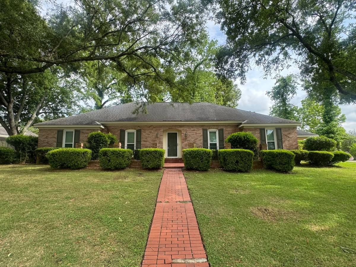 House for rent at 4600 Fox Den Lane, Montgomery, AL 36106