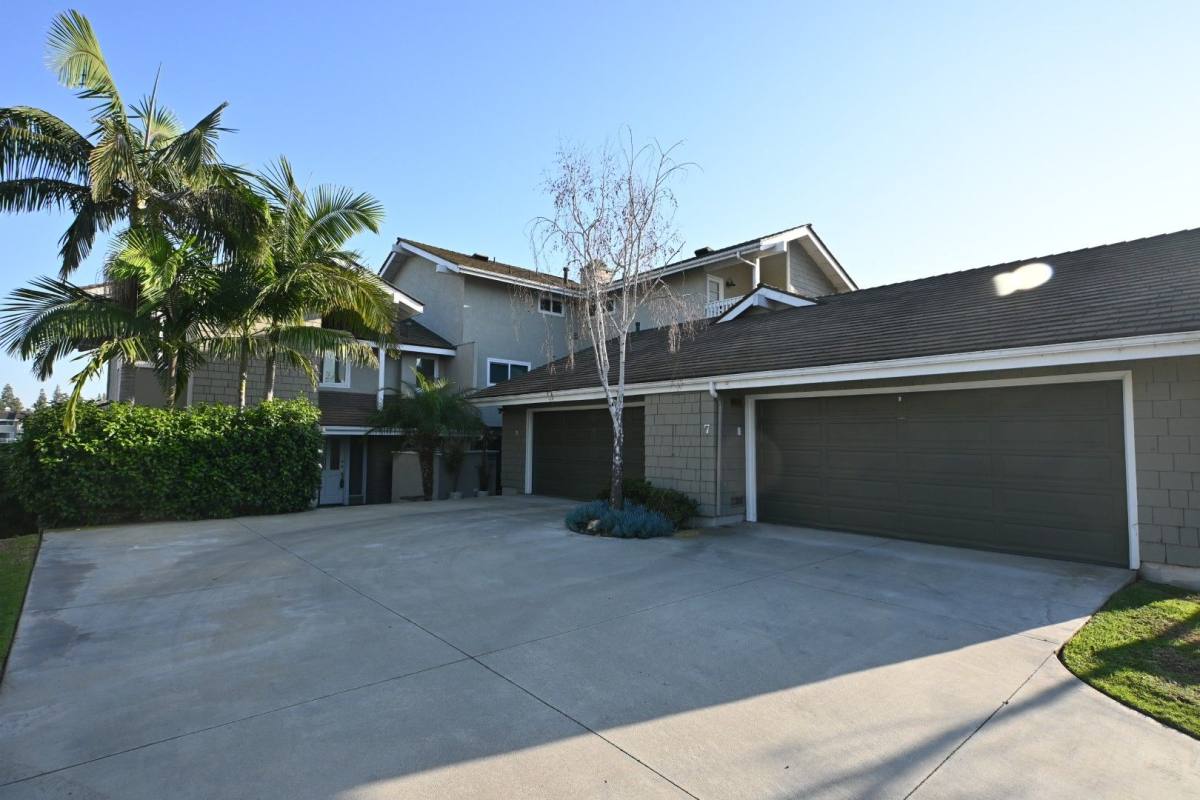 House for rent at 7 Lakeview, Irvine, CA 92604