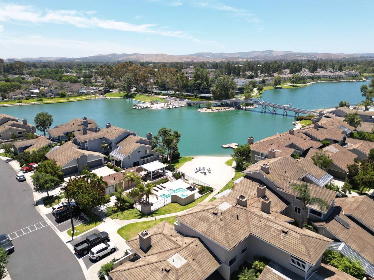 House for rent at 7 Lakeview, Irvine, CA 92604