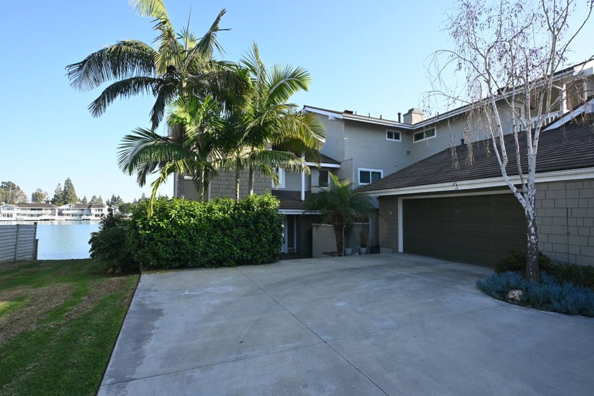 House for rent at 7 Lakeview, Irvine, CA 92604