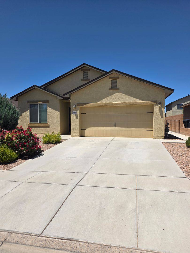 House for rent at 10915 Topacio St NW, Albuquerque, NM 87114