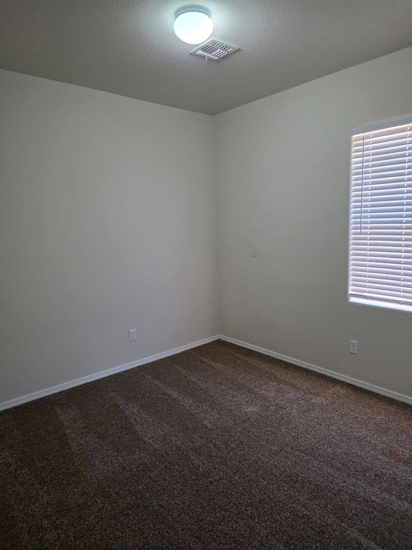 House for rent at 10915 Topacio St NW, Albuquerque, NM 87114