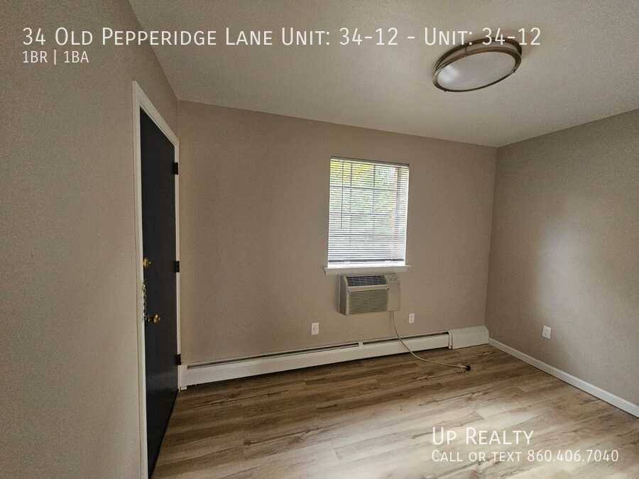 Apartment for rent at 34 Old Pepperidge Lane #34-12, Wethersfield, CT 06109
