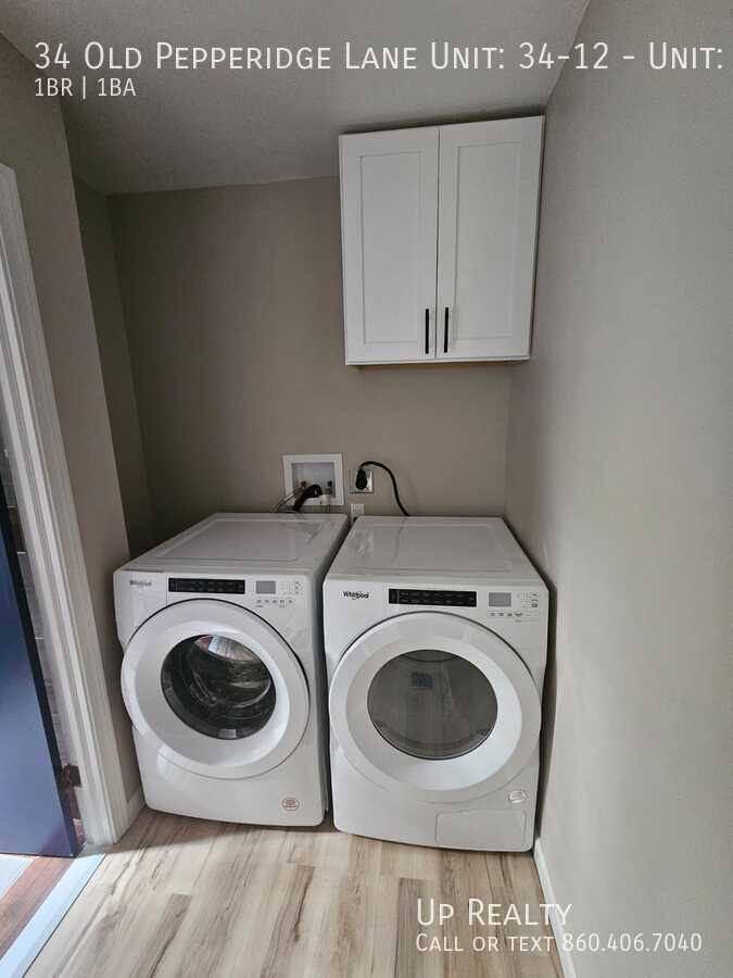 Apartment for rent at 34 Old Pepperidge Lane #34-12, Wethersfield, CT 06109
