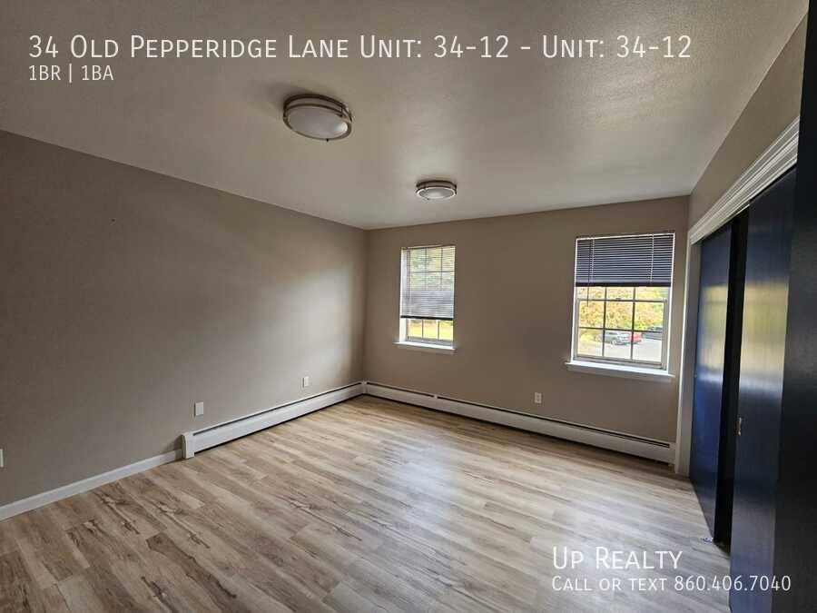 Apartment for rent at 34 Old Pepperidge Lane #34-12, Wethersfield, CT 06109