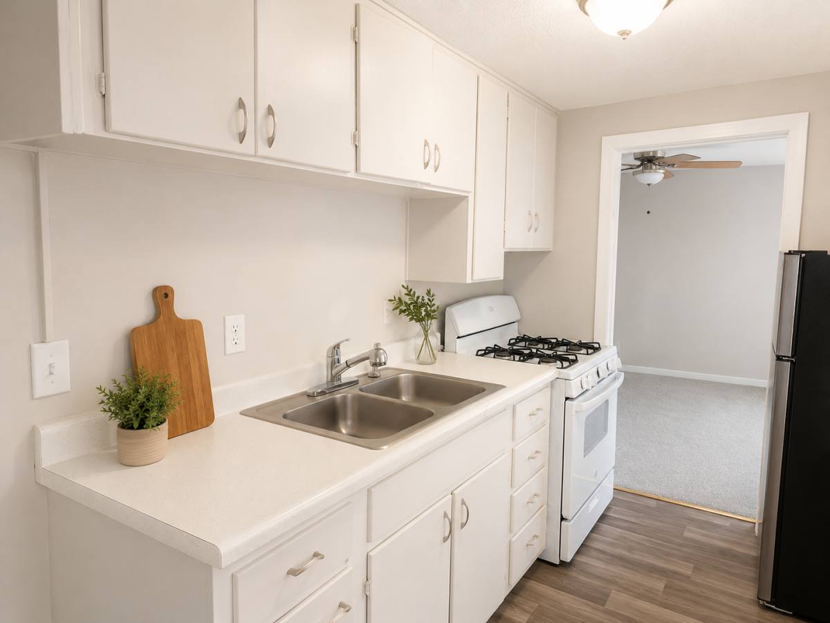Townhouse for rent at 906-912 1 2 S Noland Rd, Independence, MO 64050