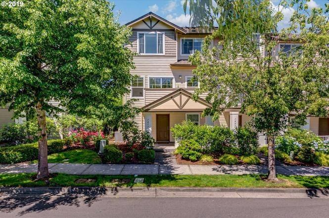 Townhouse for rent at 1877 NE 102nd Ave, Beaverton, OR 97006
