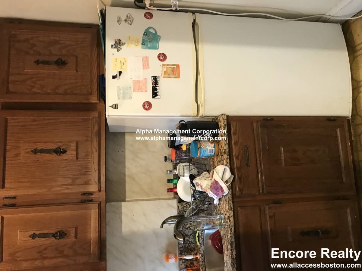 Apartment for rent at 17-19 Washington St #406, Malden, MA 02148