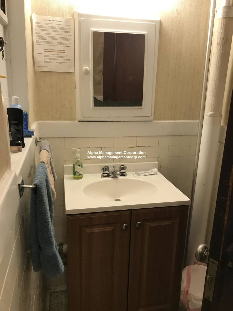 Apartment for rent at 17-19 Washington St #406, Malden, MA 02148