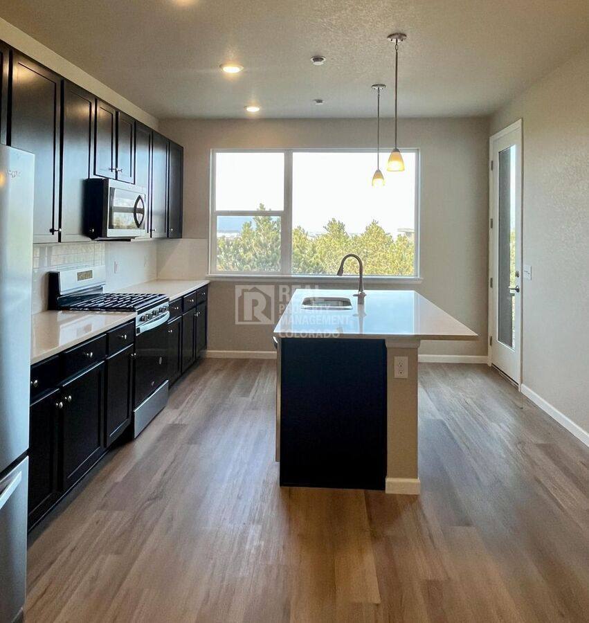 Townhouse for rent at 471 Interlocken Blvd, Broomfield, CO 80021