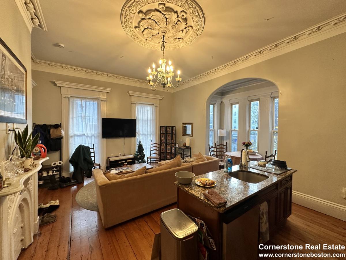 Apartment for rent at 135 Hillside #1, Roxbury Crossing, MA 02120