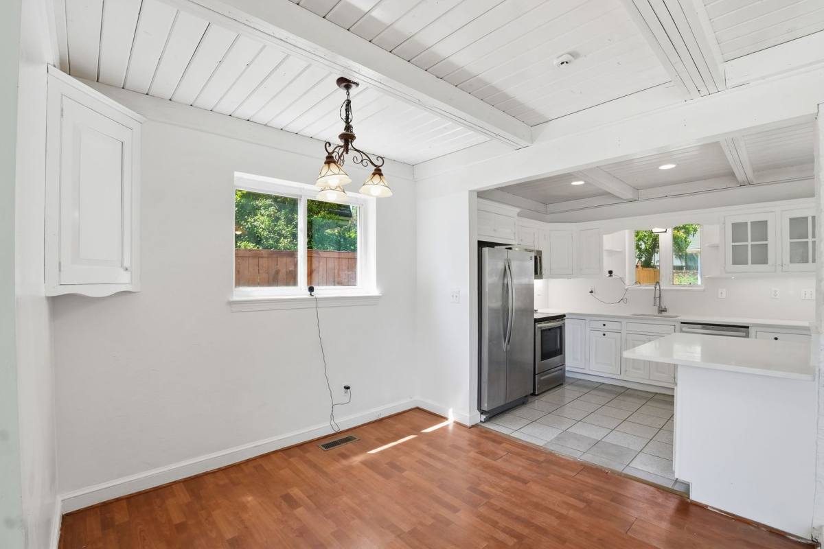 House for rent at 11000 Park Rd, Fairfax, VA 22030