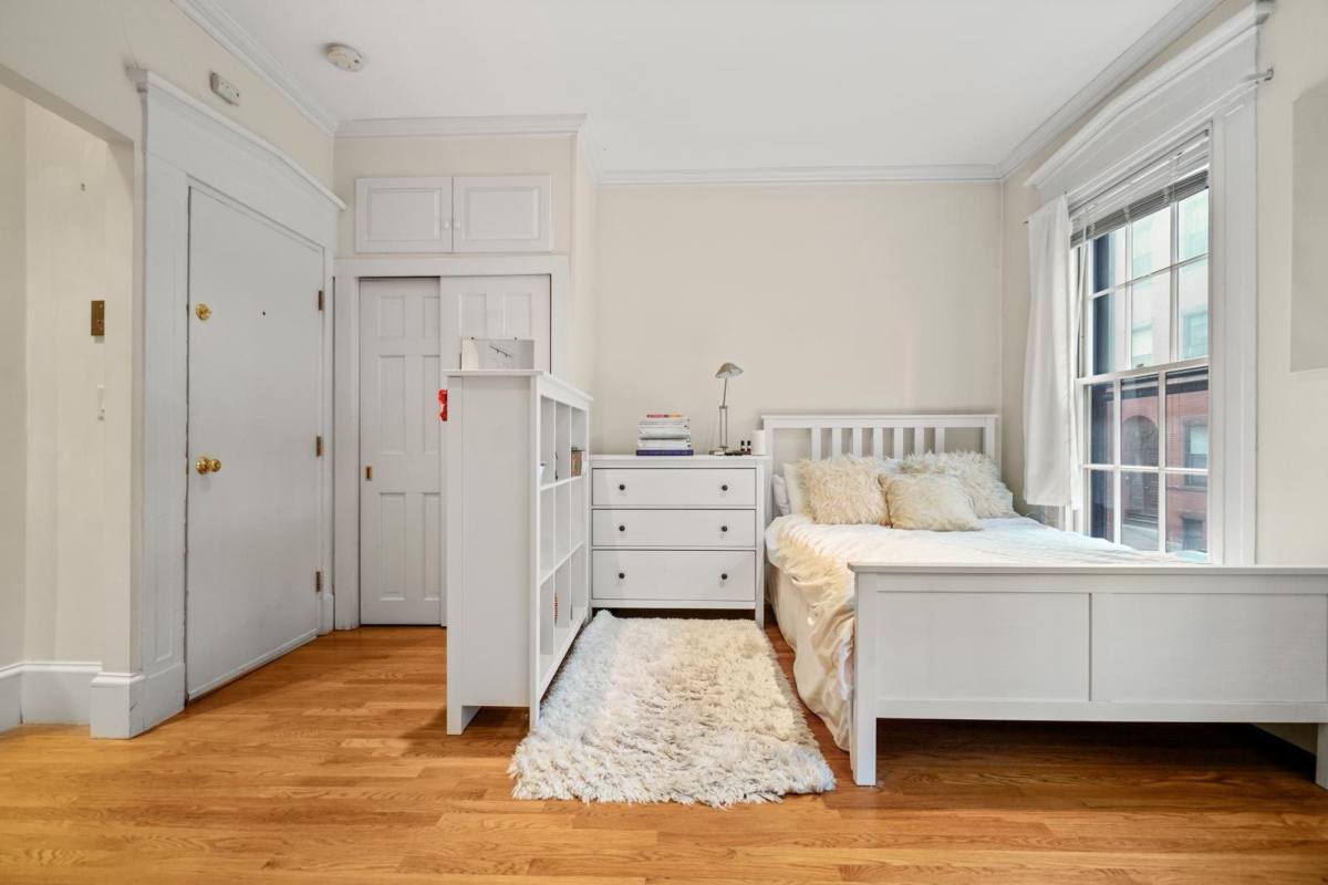 Apartment for rent at 44 Irving St #2, Boston, MA 02114
