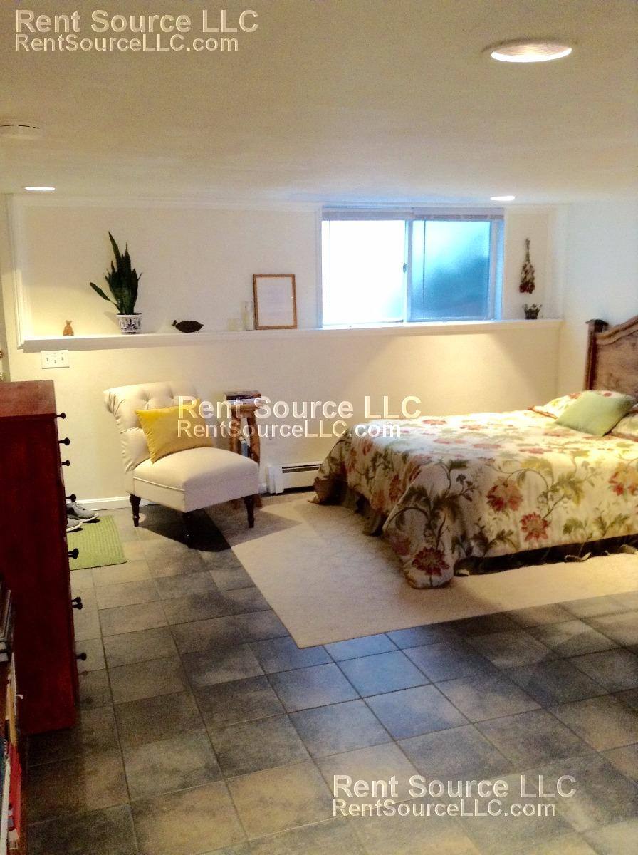 Apartment for rent at 2B Hingham St, Cambridge, MA 02138