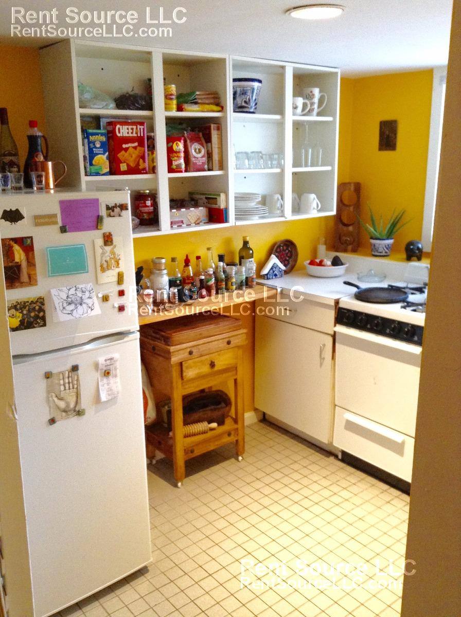 Apartment for rent at 2B Hingham St, Cambridge, MA 02138