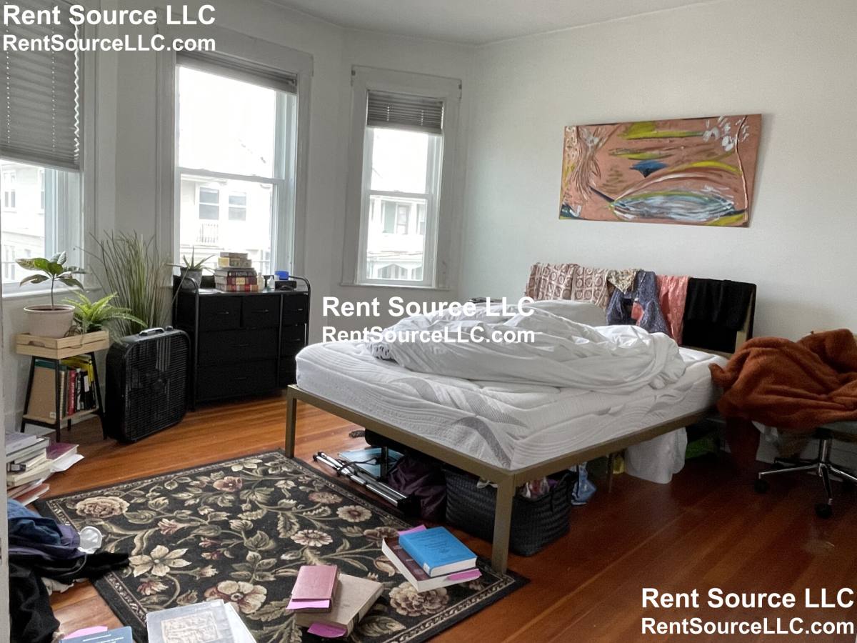 Apartment for rent at 46 Frederick Ave #2, Medford, MA 02155