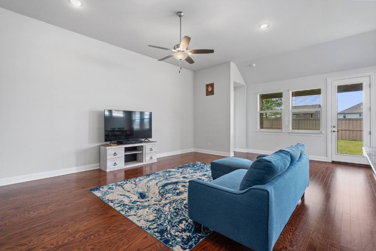 House for rent at 129 Smokebush Trail, Bastrop, TX 78602