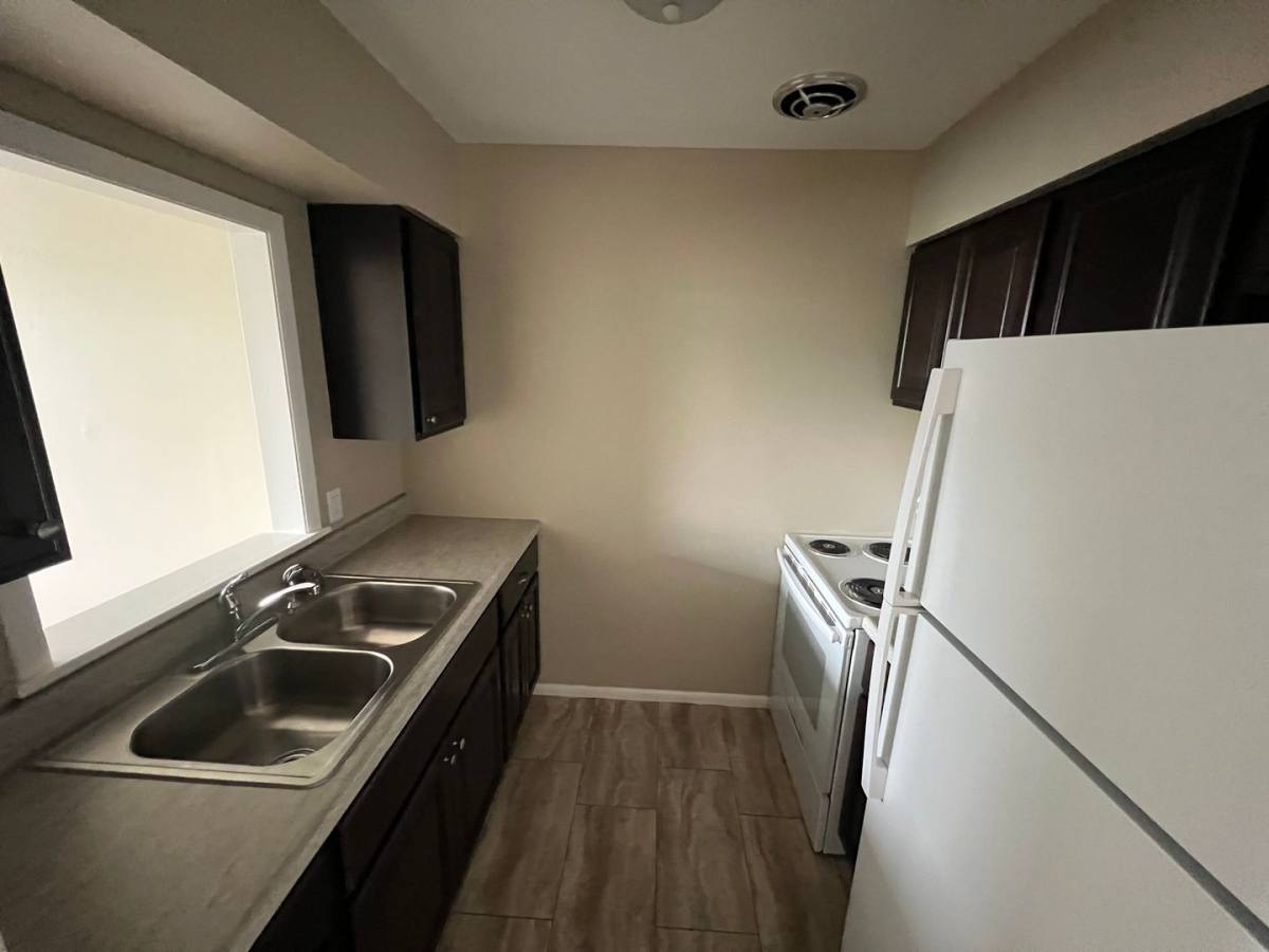 Apartment for rent at 2440 Fairfield Ave, Fort Wayne, IN 46807