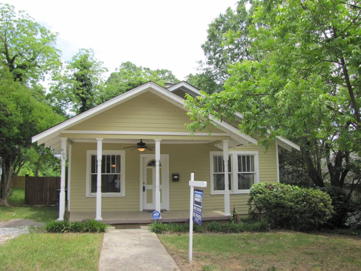 House for rent at 906 Beaufort St, Columbia, SC 29201