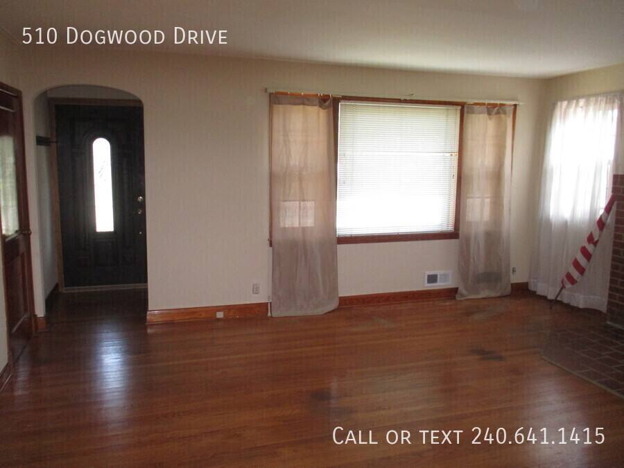 House for rent at 510 Dogwood Dr, Glen Burnie, MD 21061