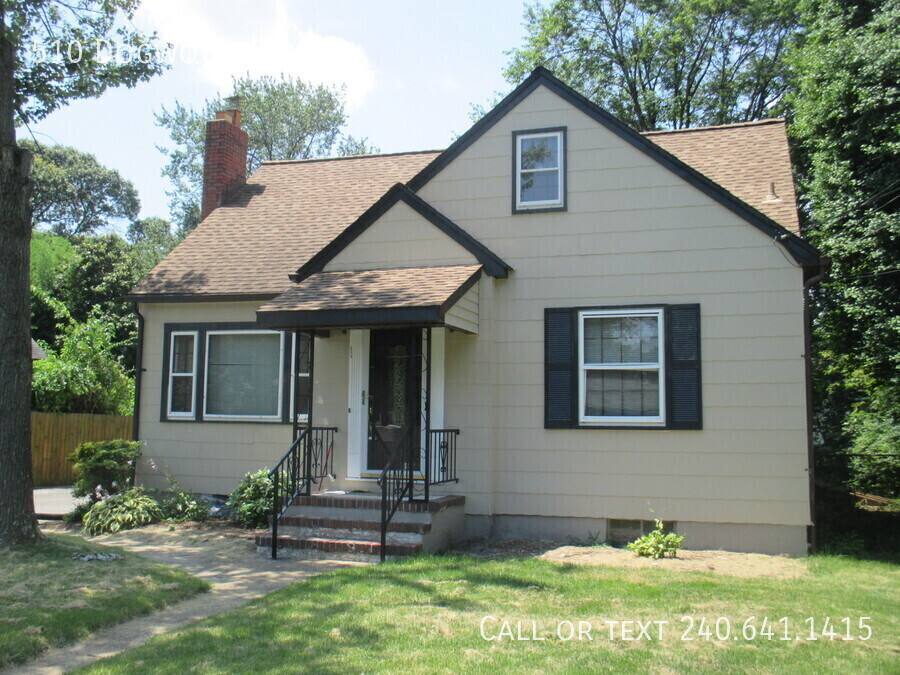 House for rent at 510 Dogwood Dr, Glen Burnie, MD 21061