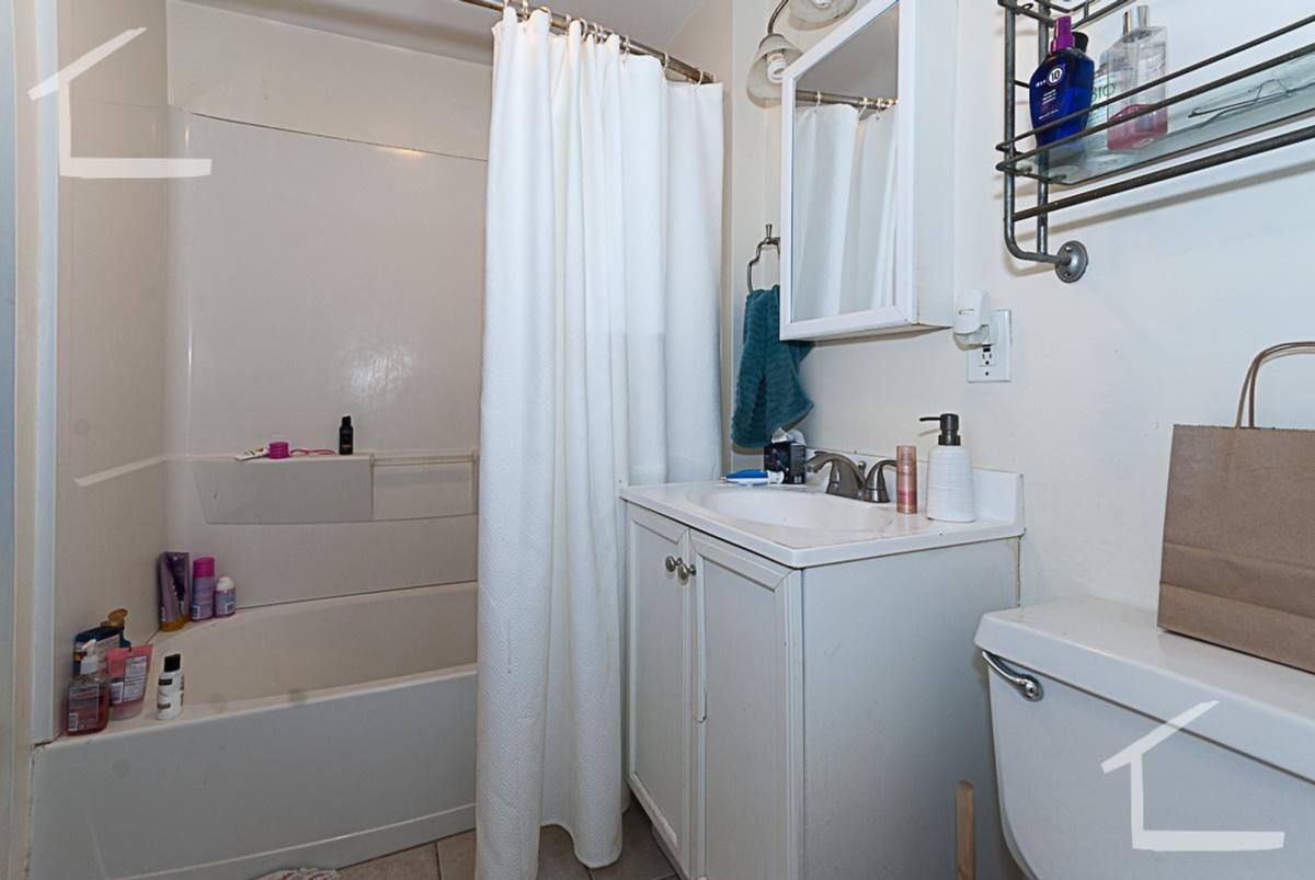 Apartment for rent at 314 Saint Paul #4R, Brookline, MA 02446