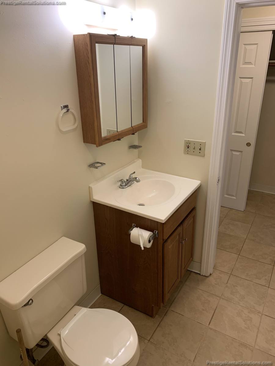 Apartment for rent at 15 Blossom St #2, Leominster, MA 01453