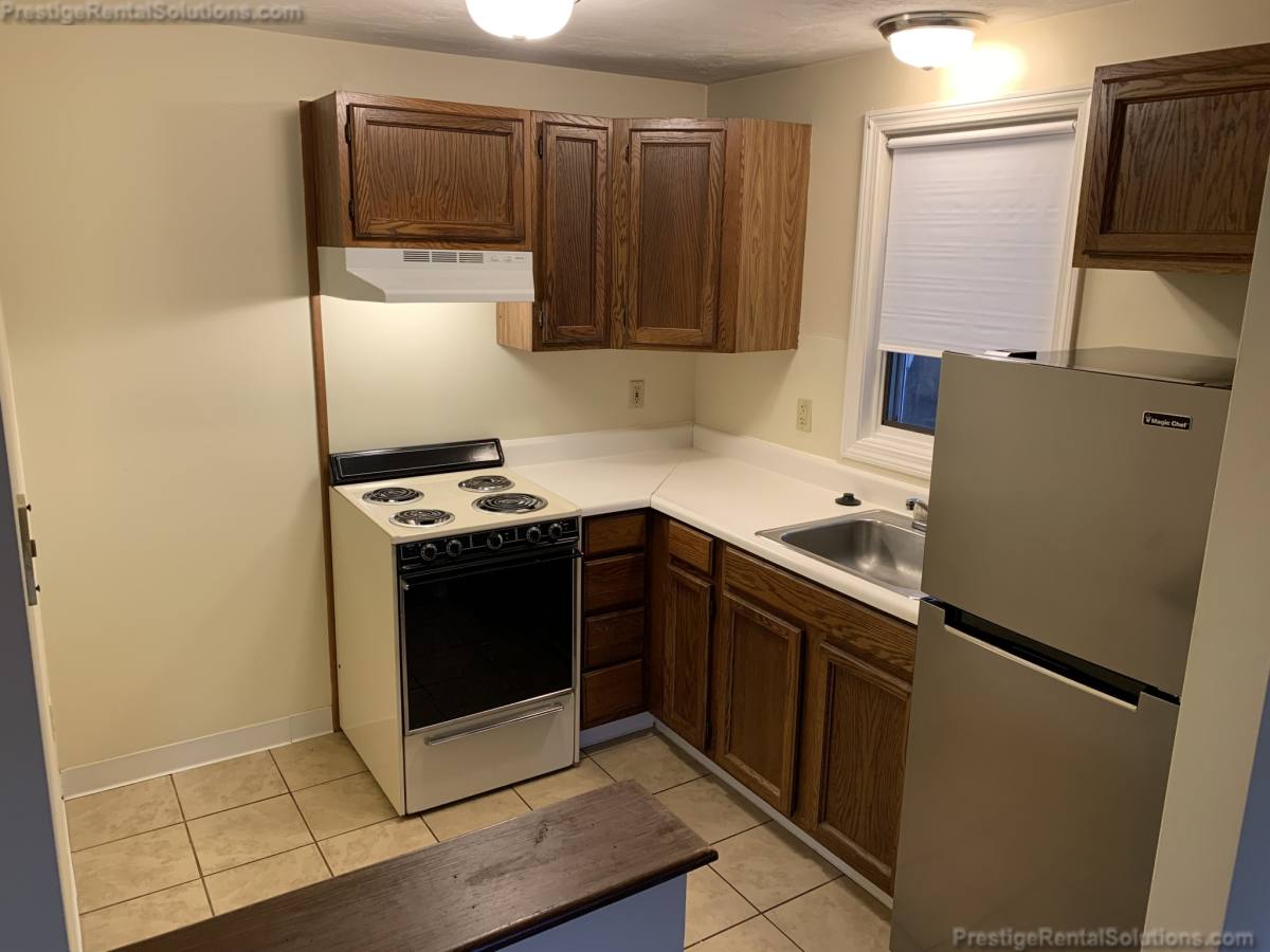 Apartment for rent at 15 Blossom St #2, Leominster, MA 01453