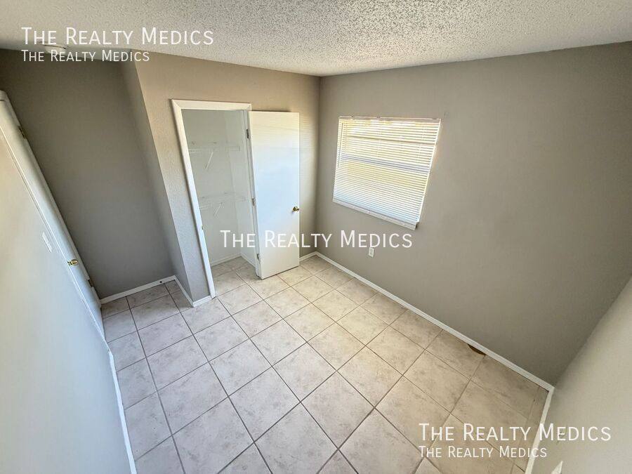 House for rent at 821 Moongate Terrace, Deltona, FL 32725