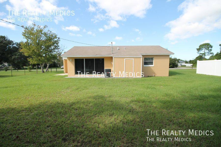 House for rent at 821 Moongate Terrace, Deltona, FL 32725