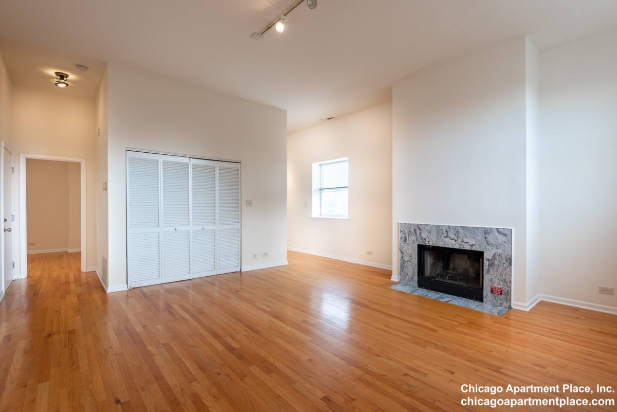Apartment for rent at 3257 N Sheffield #301, Chicago, IL 60657