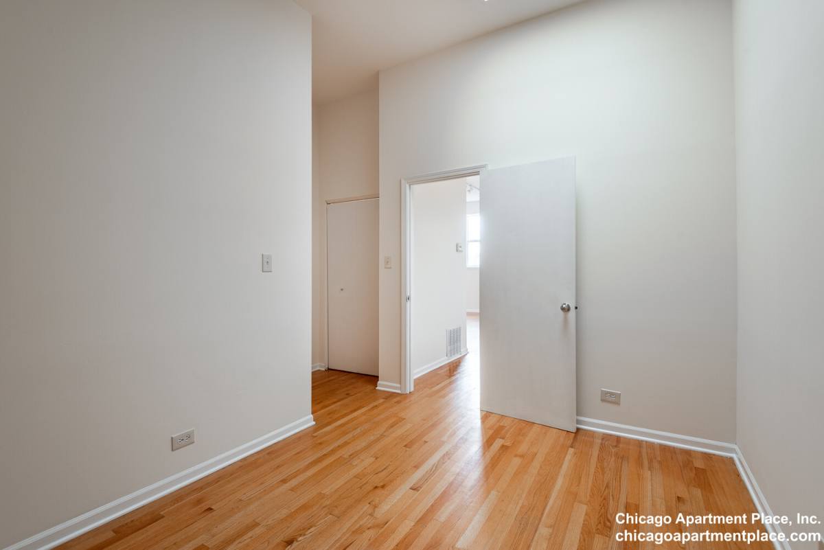Apartment for rent at 3257 N Sheffield #301, Chicago, IL 60657