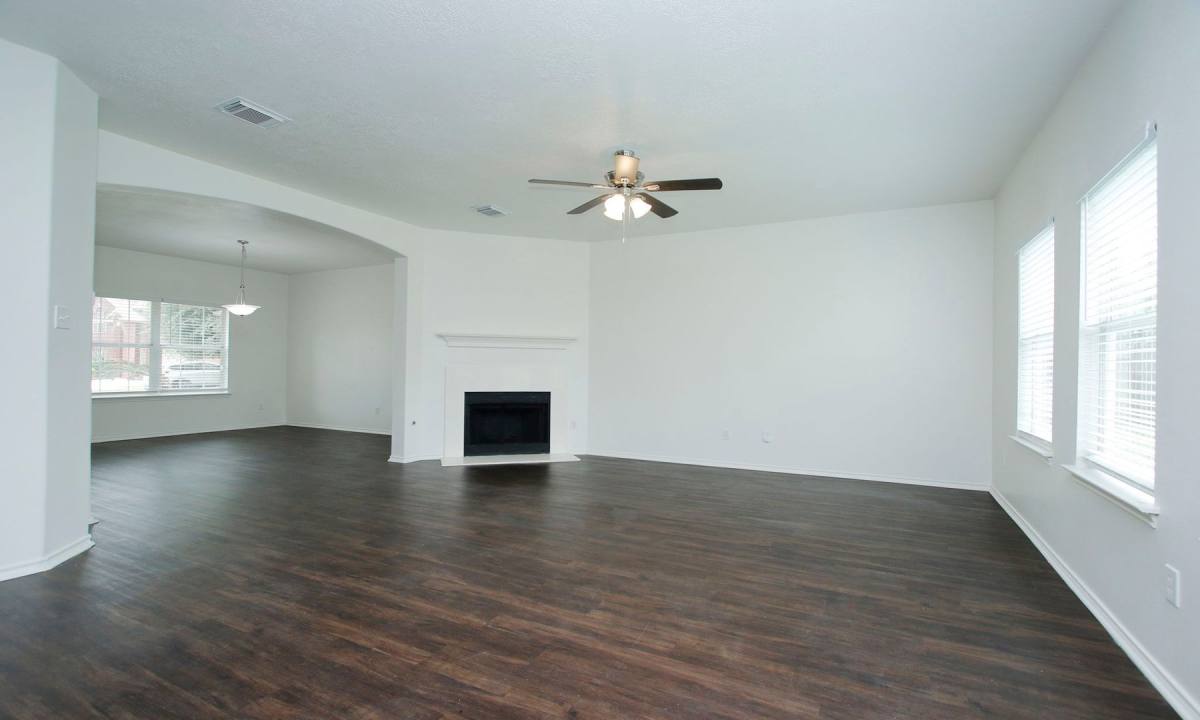 House for rent at 20102 Glacier Falls Dr, Tomball, TX 77375