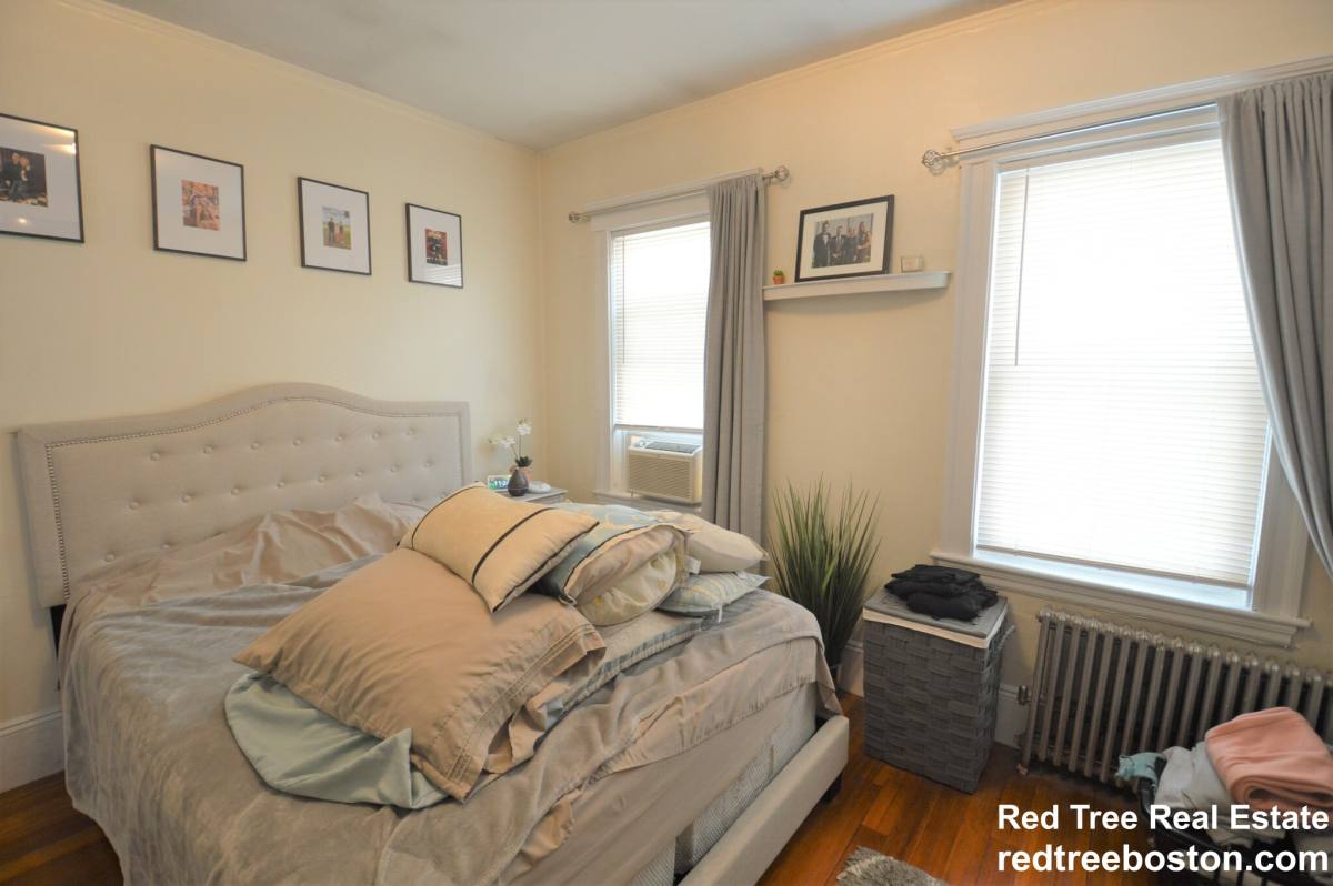 Apartment for rent at 18 Hunnewell Ave #2, Brighton, MA 02135