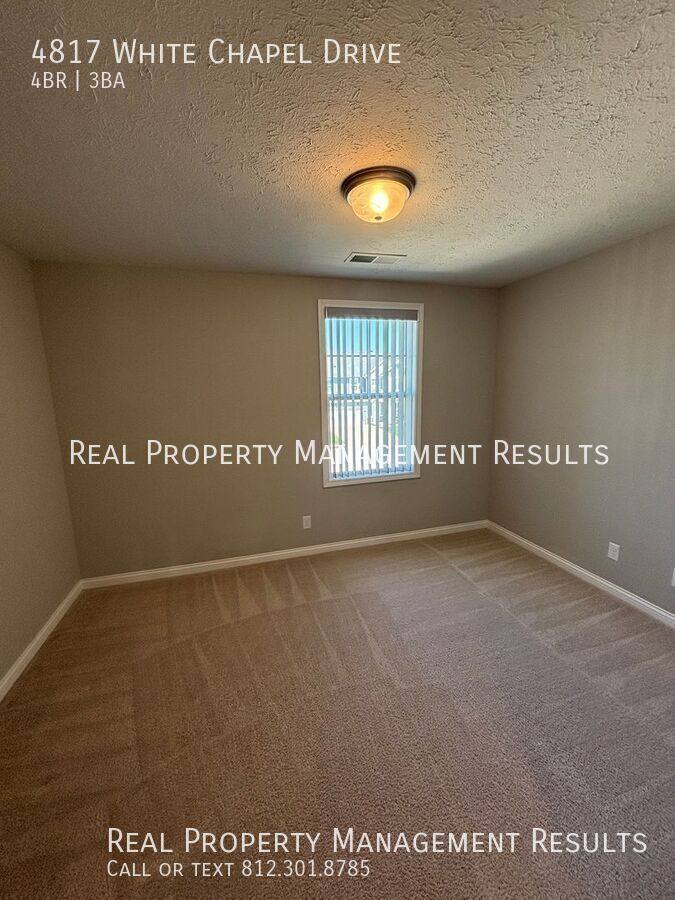 House for rent at 4817 White Chapel Dr, Newburgh, IN 47630