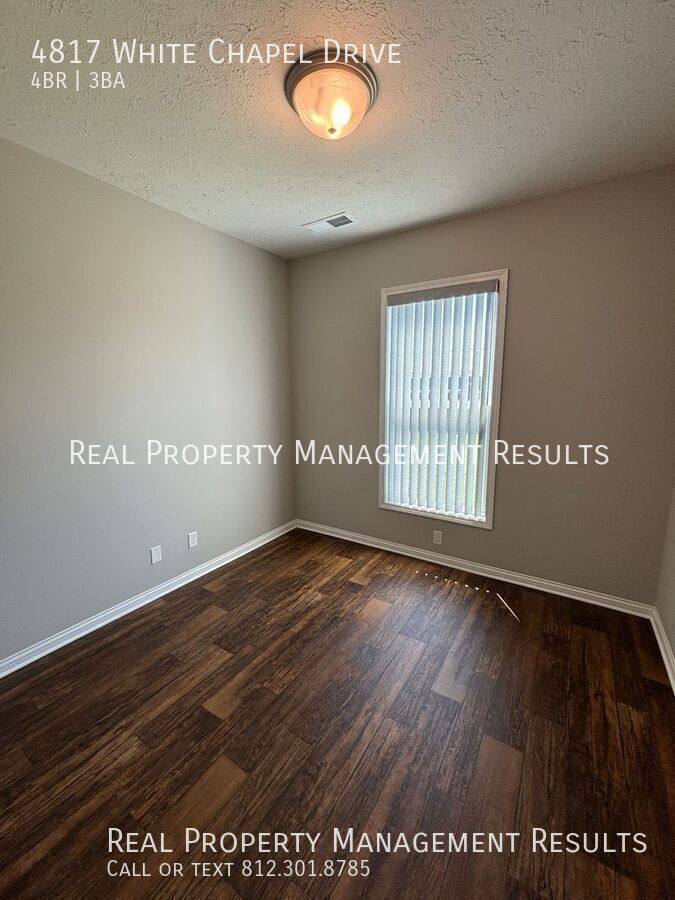 House for rent at 4817 White Chapel Dr, Newburgh, IN 47630