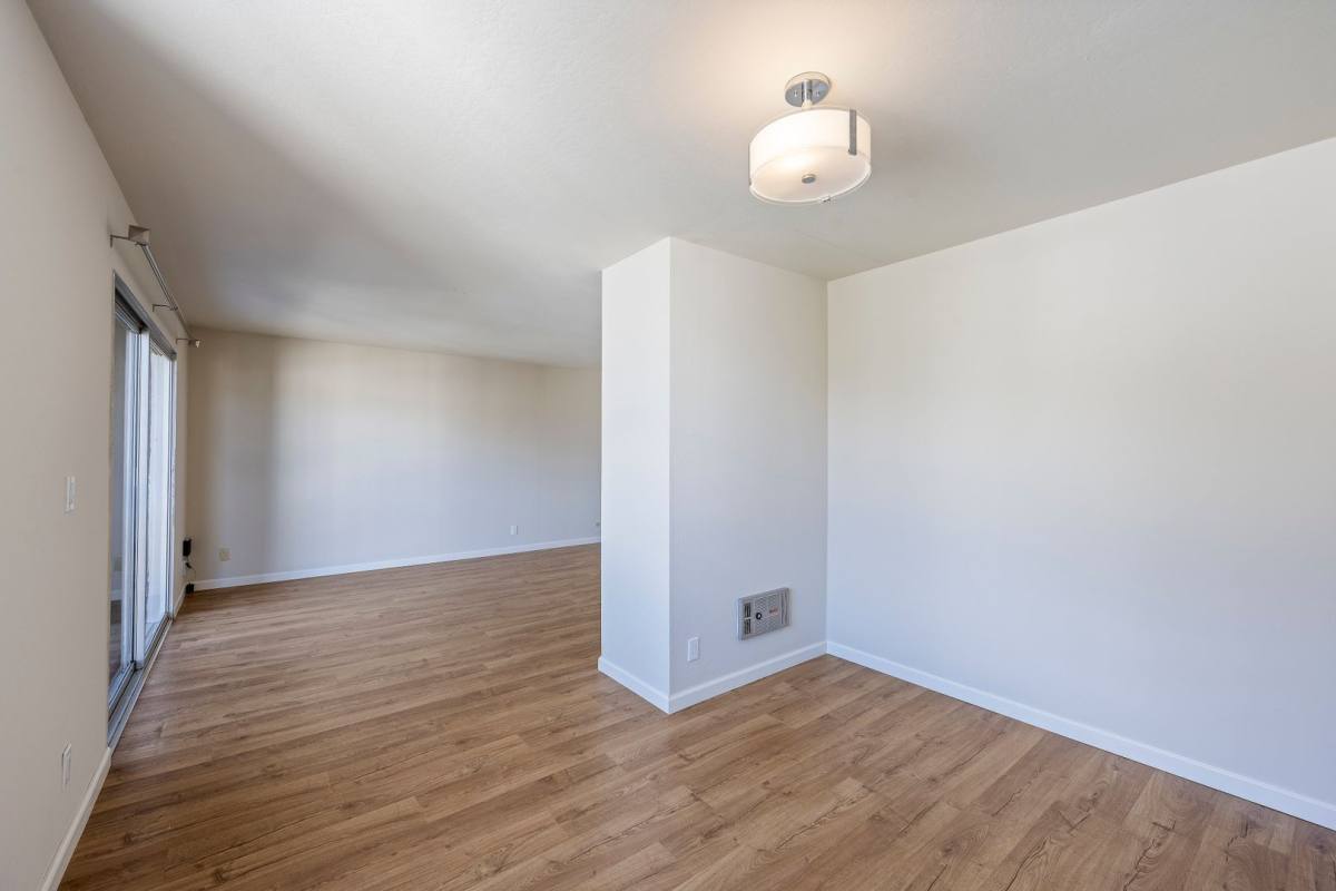 Apartment for rent at 475 Weldon Ave, Oakland, CA 94610