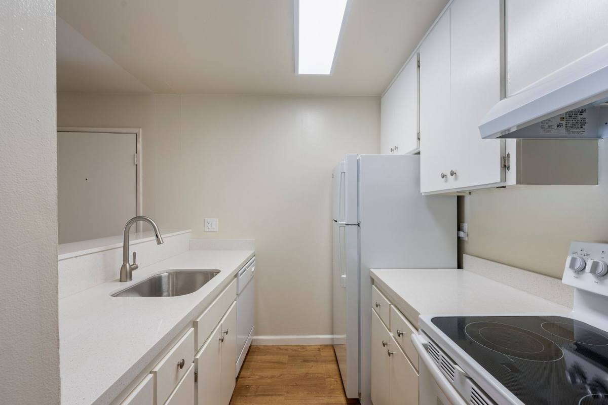 Apartment for rent at 475 Weldon Ave, Oakland, CA 94610