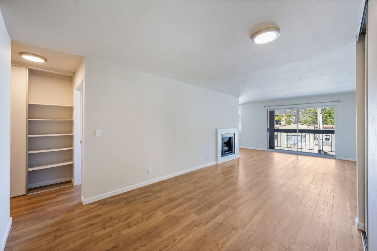 Apartment for rent at 475 Weldon Ave, Oakland, CA 94610