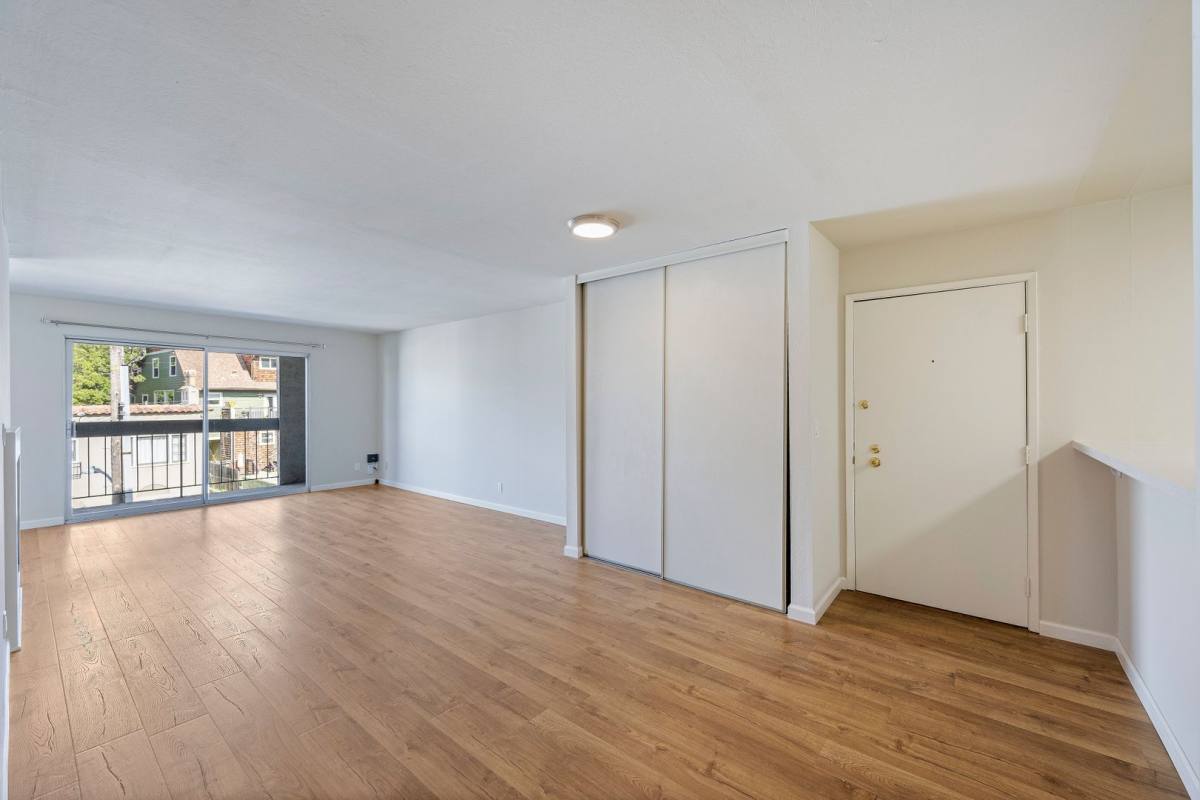 Apartment for rent at 475 Weldon Ave, Oakland, CA 94610