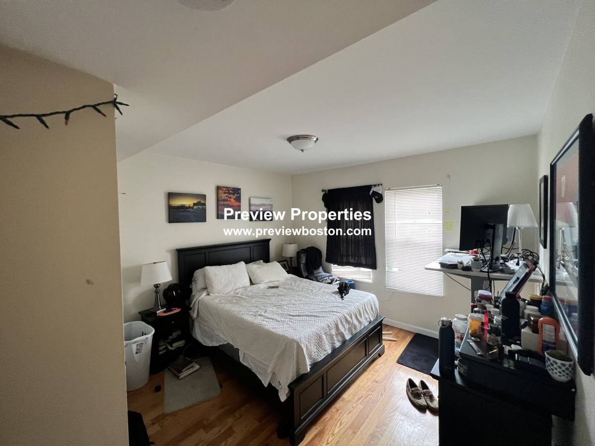 21-23 Weitz St #2P, Allston, MA 02134 - Apartment for Rent - Image 2